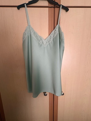 Satin camisole mint green like new with lace detail