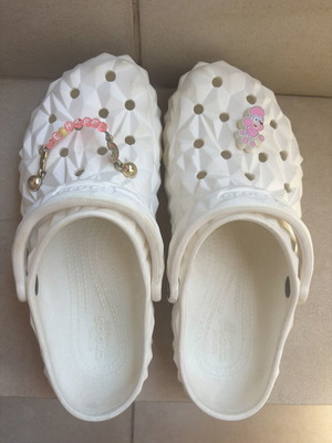 Crocs Classic Geometric Clog white size 39-40 like new