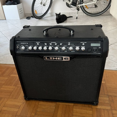 Line 6 Spider IV 75W guitar amplifier