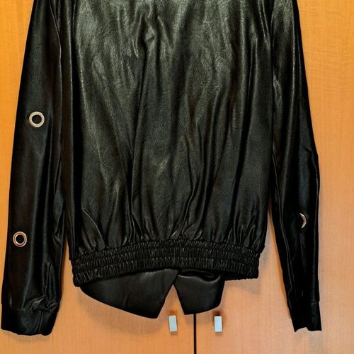 Leather jacket women's like new, black with metal details