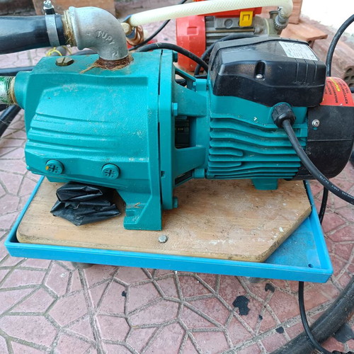 Leo Group AJm75 Alu electric surface pump with automatic suction used