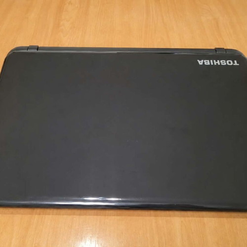 Toshiba Satellite L50-B laptop with Intel Core i5, 6GB RAM, 500GB SSD