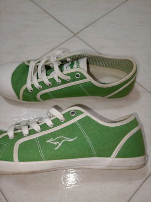 KangaROOS sneakers green athletic like new, size 40