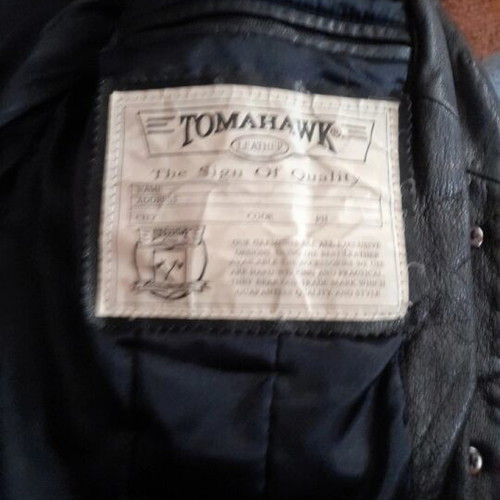 Tomahawk leather women's jacket like new, missing one button