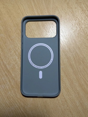 iPhone 17 Pro Max case like new