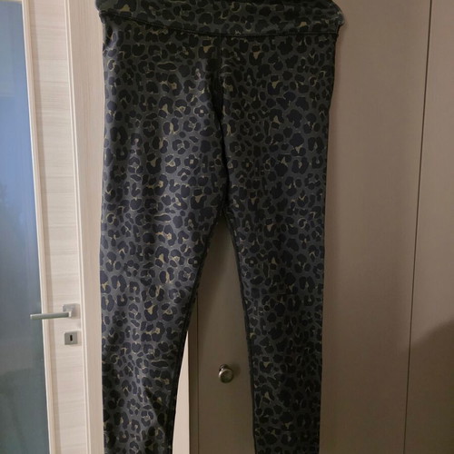 Khaki leopard leggings like new, elastic, XL slim fit