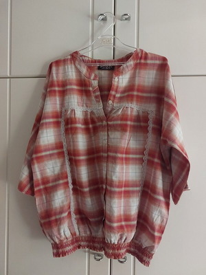 Checked shirt size M used