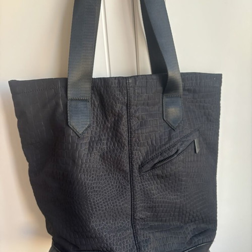Kendall + Kylie shoulder bag like new, black
