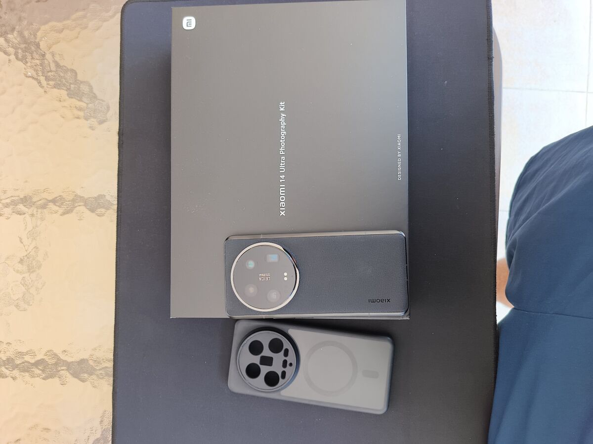 Xiaomi 14 Ultra used with photography… - € 620,00 - Vendora.cy