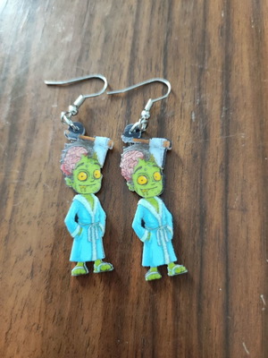 Earrings used, never worn