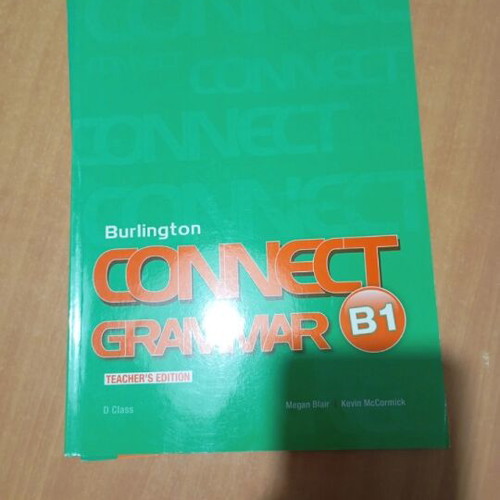 Connect B1 English books like new, Teacher's books