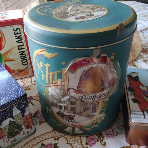 Vintage metal boxes collection used, pack of 10