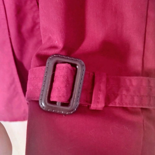 Bordeaux Elegance trenchcoat like new, deep red cotton fabric