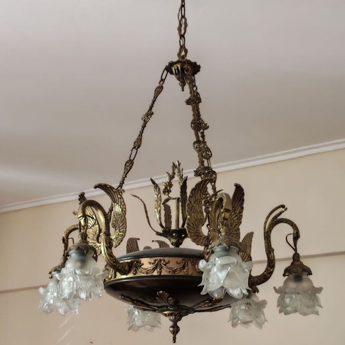 Ceiling light fixture