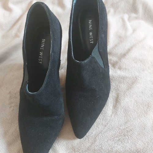 Nine West suede ankle boots 12cm heel size 6 1/2 like new, black