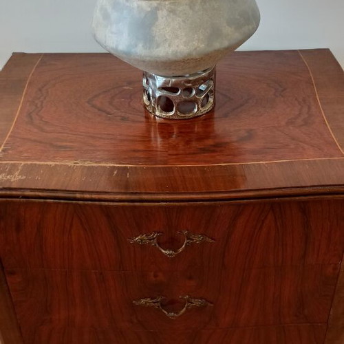 Vintage decorative glass bowl with metal base like new