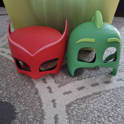 Pj Masks Hero Masks Gekko & Owlette like new