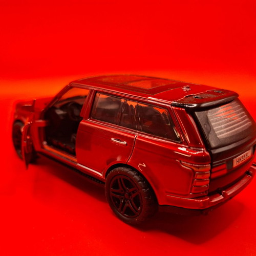 Range Rover Type Toy Car 1:36 New with Pull Back Mechanism