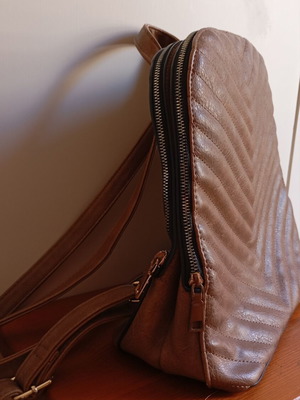 Backpack brown with double zipper like new