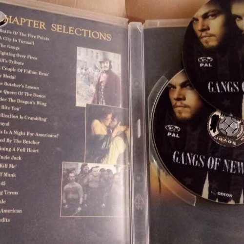 Gangs of New York DVD used, 2 case set with extras