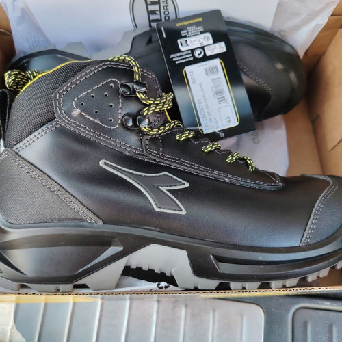 Diadora Utility work shoes new, sizes 43-48, S1 and S3 protection