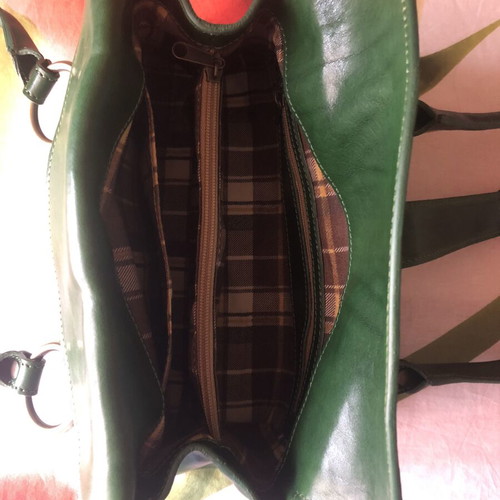 I Fratelli shoulder bag green leather like new with 2 compartments