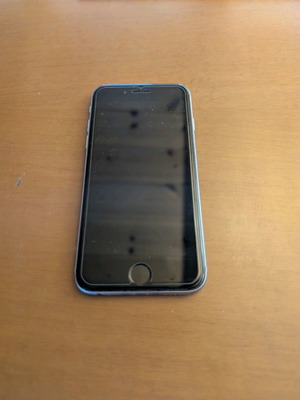 iPhone 6 A1586 used, not functional for parts