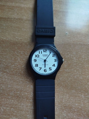 Ρολόι Casio MQ24-7B2, άσπρο και μαύρο, unisex