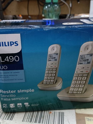 Philips XL4902S/34 wireless phone 1.9" white like new