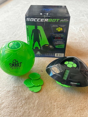 Giochi Preziosi Soccerbot Electronic Football Training Gadget like new