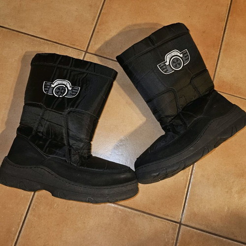 Brunotti black waterproof boots size 42 like new
