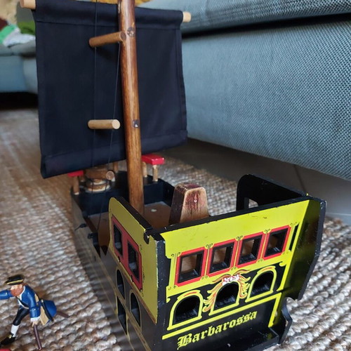Pirate wooden ship Barbarossa used with Papo figures like new