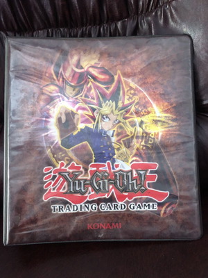Konami Yu-Gi-Oh ring binder 1996