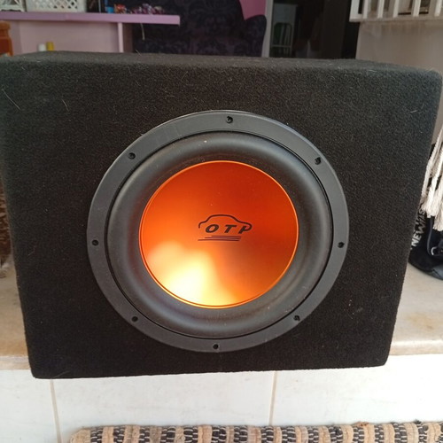 12-inch 600 watt subwoofer, brand new