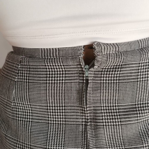Plaid skirt size S used, gray and black, high waist