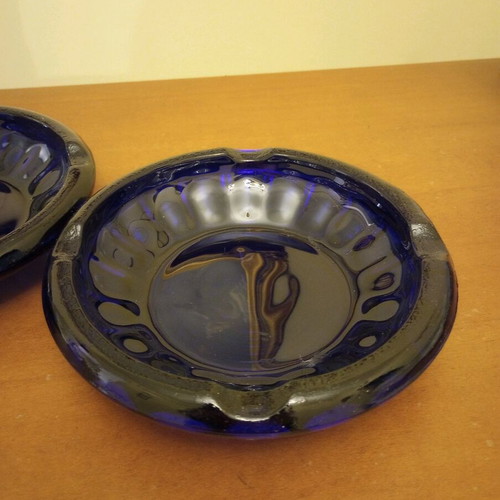 Vintage ashtrays from blue glass Spain like new, set of 2