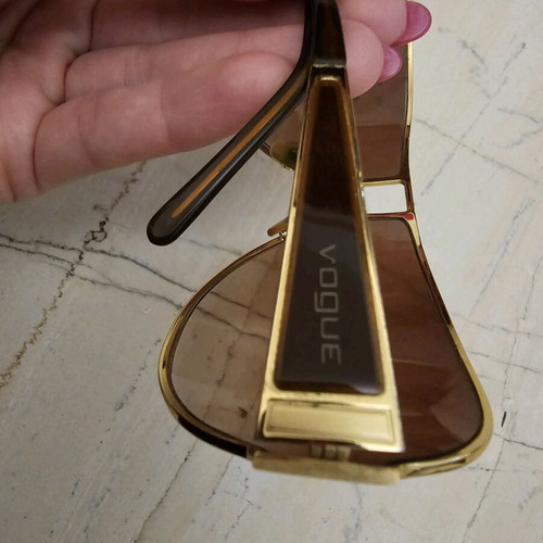 Vogue VO 3587S sunglasses used in very good condition