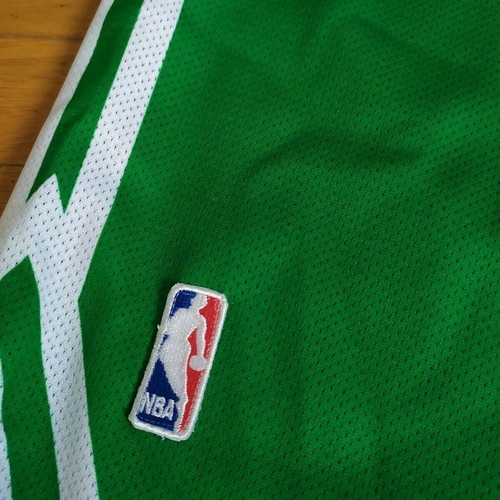 Boston Celtics Vintage NBA shorts Champion bermuda new with tags XXL