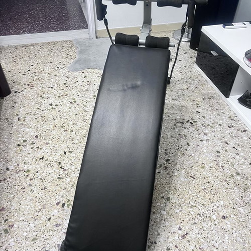 Gym bench like new