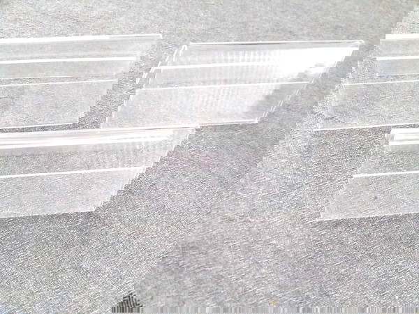 3 Stand Plexi Glass grafiou