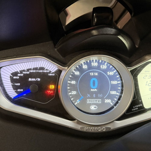 Kymco Xciting 400i 2021 scooter like new, Noodoe system