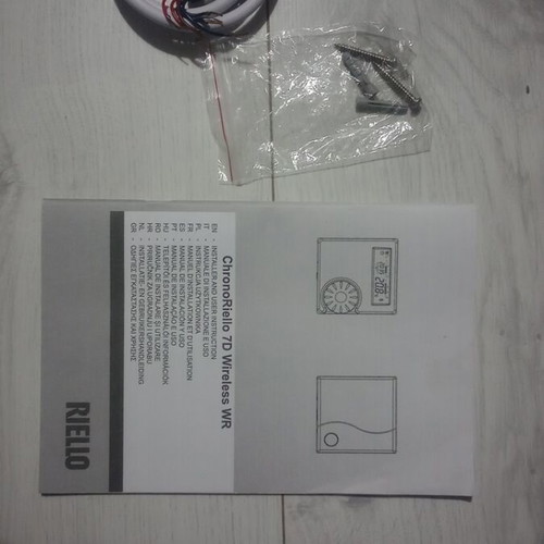 ChronoRiello 7D WIRELESS wall-mounted digital wireless room thermostat Riello like new