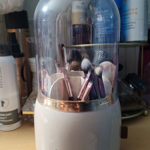Makeup brush organizer case like new with 15 brushes set