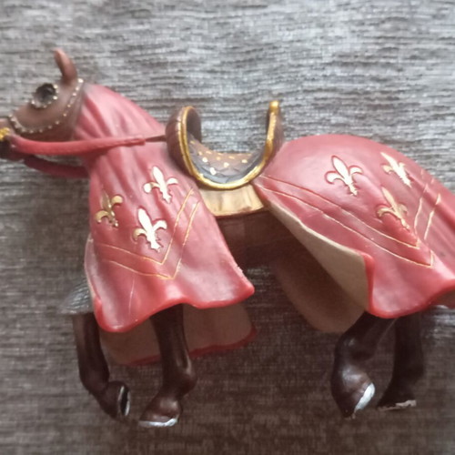 Schleich & Papo medieval knights and horses figures set of 5