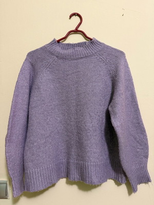 Stradivarius purple sweater like new