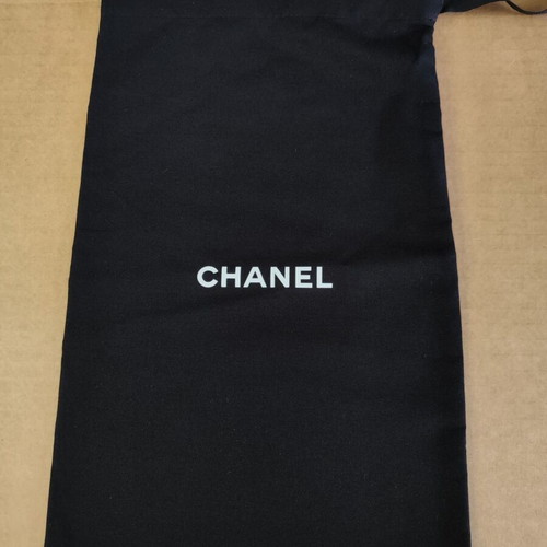 Chanel Dustbag 33 x 20 cm like new