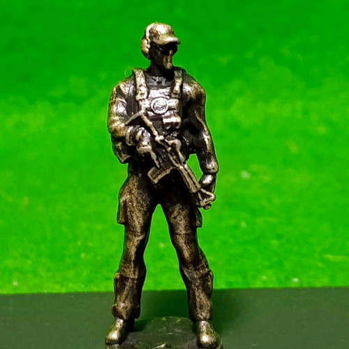Brass Special Forces Soldier Figure like new
