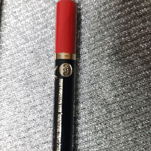 Lip liners used, set of 3 Avon, essence, GR