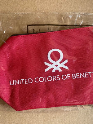United Colors Of Benetton barrel pencil case