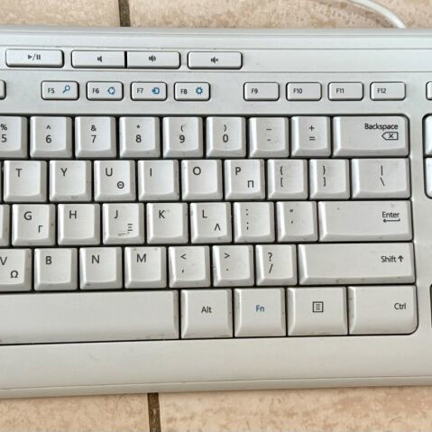 Microsoft wired keyboard used